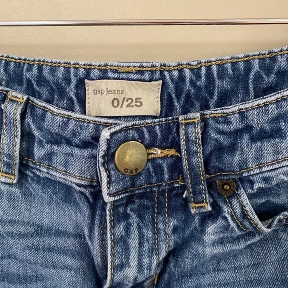 Gap Jean Distressed Cuffed Shorts 0/25 - Picture 4 of 6